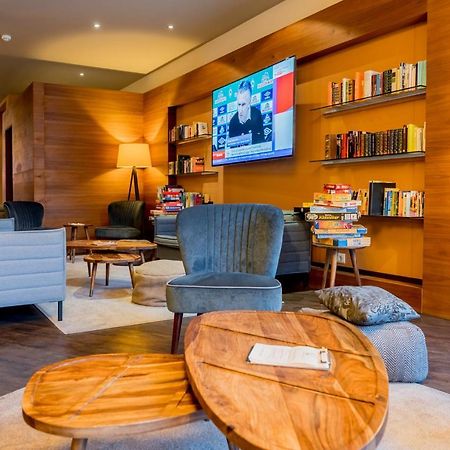 Hotel Bacchus เบนส์ไฮม์ ภายนอก รูปภาพ
