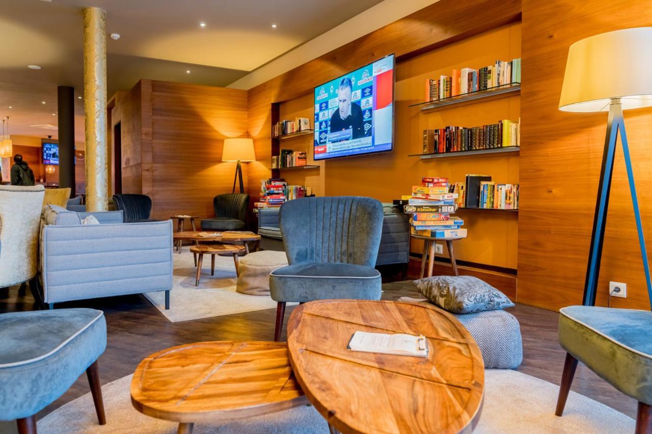 Hotel Bacchus เบนส์ไฮม์ ภายนอก รูปภาพ