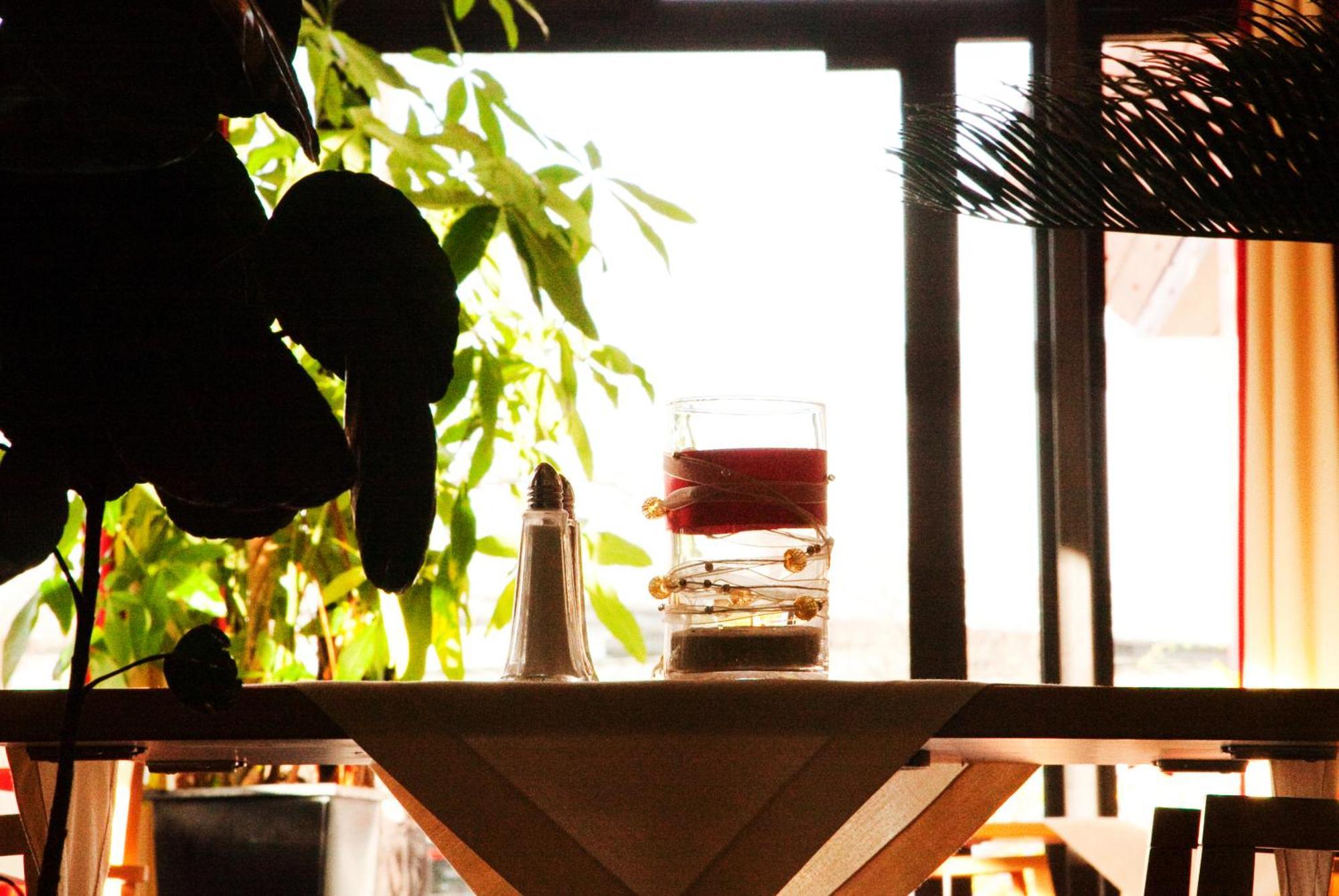 Hotel Bacchus เบนส์ไฮม์ ภายนอก รูปภาพ